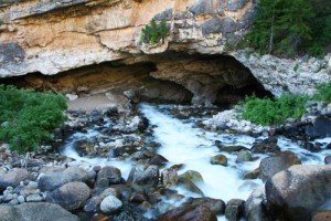 fall wyoming camping in Sink Canyon State park